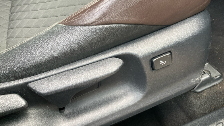 Toyota C-HR 1.8 Hybrid Excel 5dr CVT Hybrid Hatchback